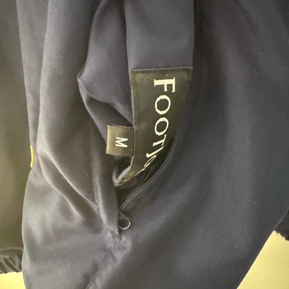 FootJoy Mens Size M Golf Pullover Windbreaker Jacket FJ Zip Hand Pockets V-Neck - Picture 6 of 9